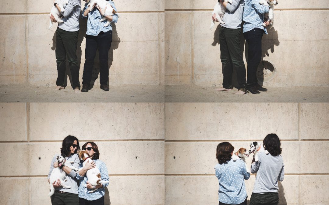 Fotógrafo de mascotas «En la playa de Barcelona con Elsa y Teo»